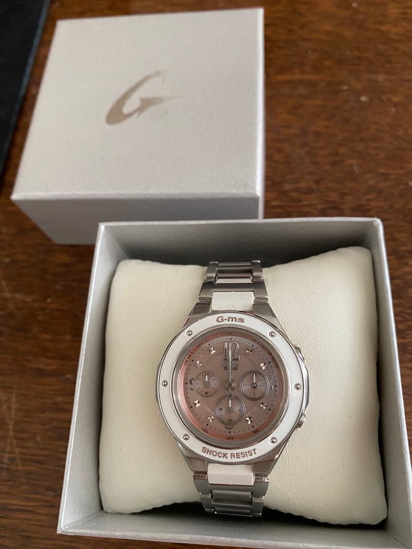 丸*子様 G-ms ショックレジスト 時計 シルバー/ピンク ファッション