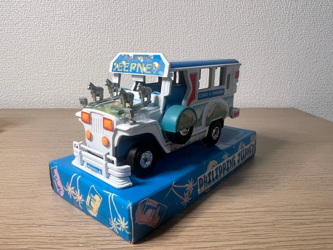 希少】フィリピンタクシー jeepney ジプニー ブリキ ミニカー 海外土産