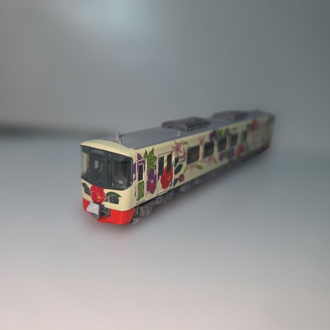 ホビーセンターカトー えちごトキめき鉄道「3市の花号」（ET122-8）