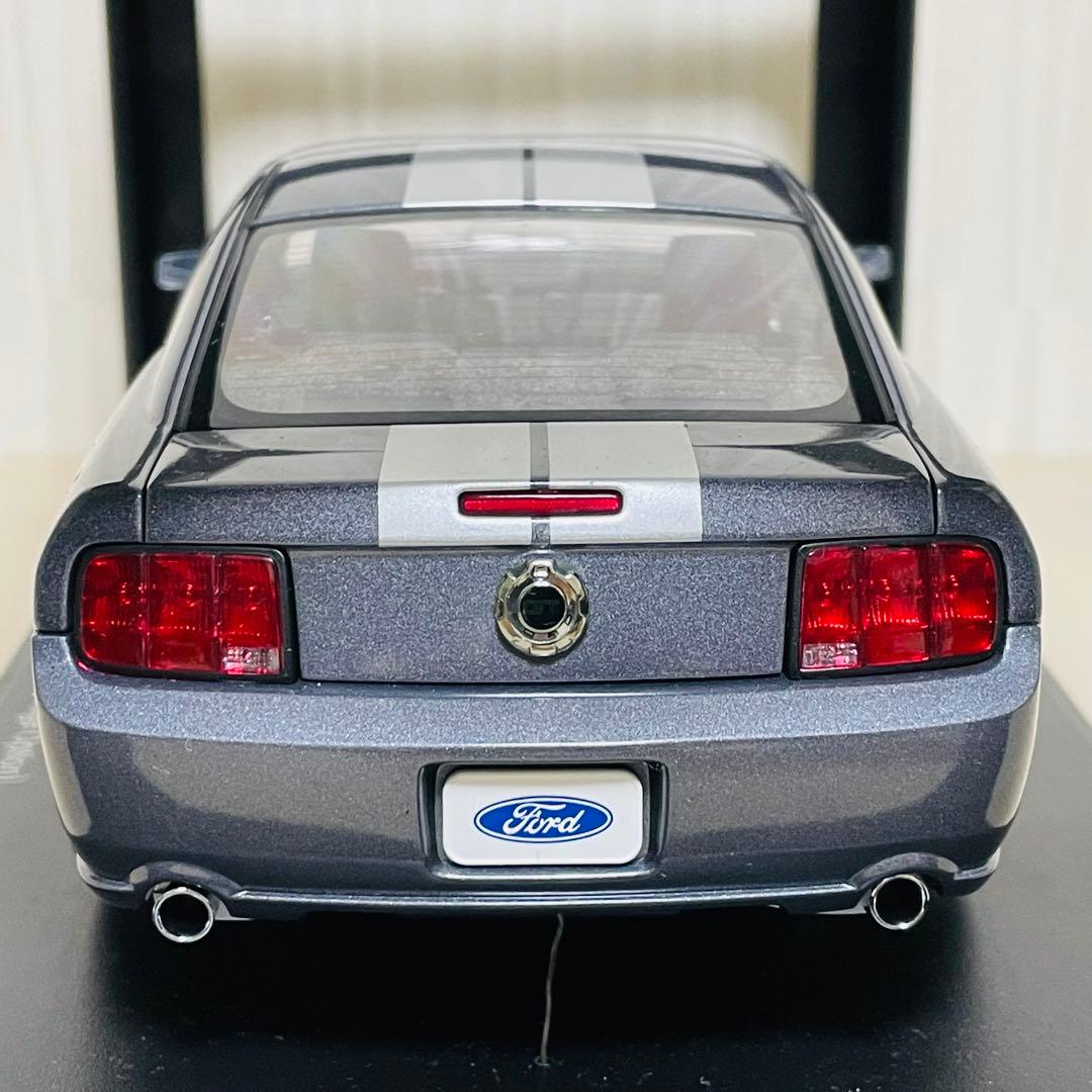AUTOart 1/18 Ford Mustang GT 世界3000個限定 - メルカリ