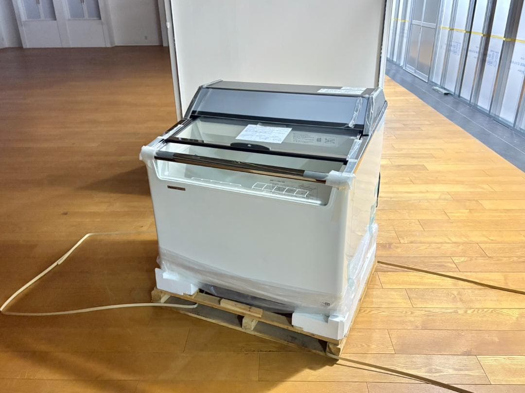 新品未使用　パナソニック　冷凍ショーケース　冷凍庫　 SCR-090DNA Panasonic（パナソニック） 冷凍ショーケース SCR-090DNA 未使用品