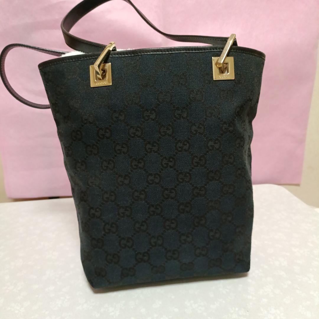 GUCCIバケツ型バッグ 847090_AAFDV_1000_001_065_0000