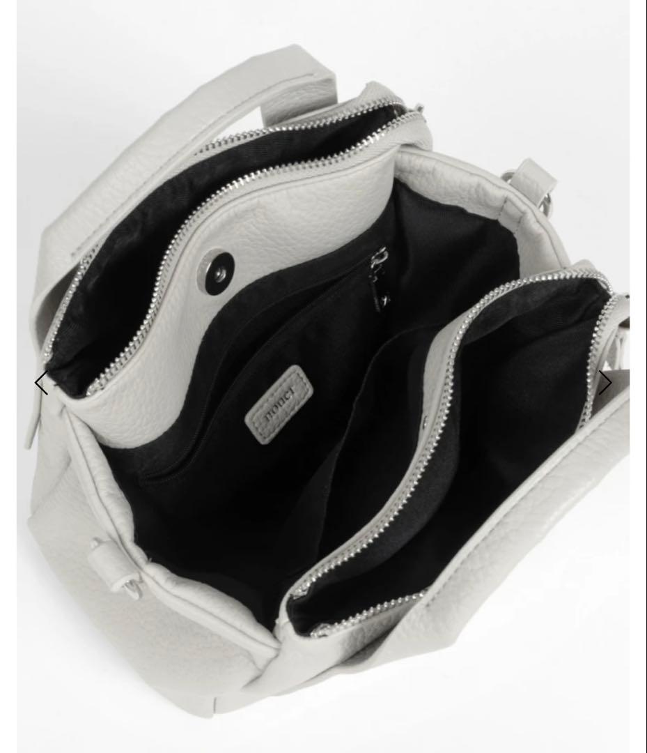 nouer 2way ショルダーバッグ ブラック チャーム3点付き - メルカリ