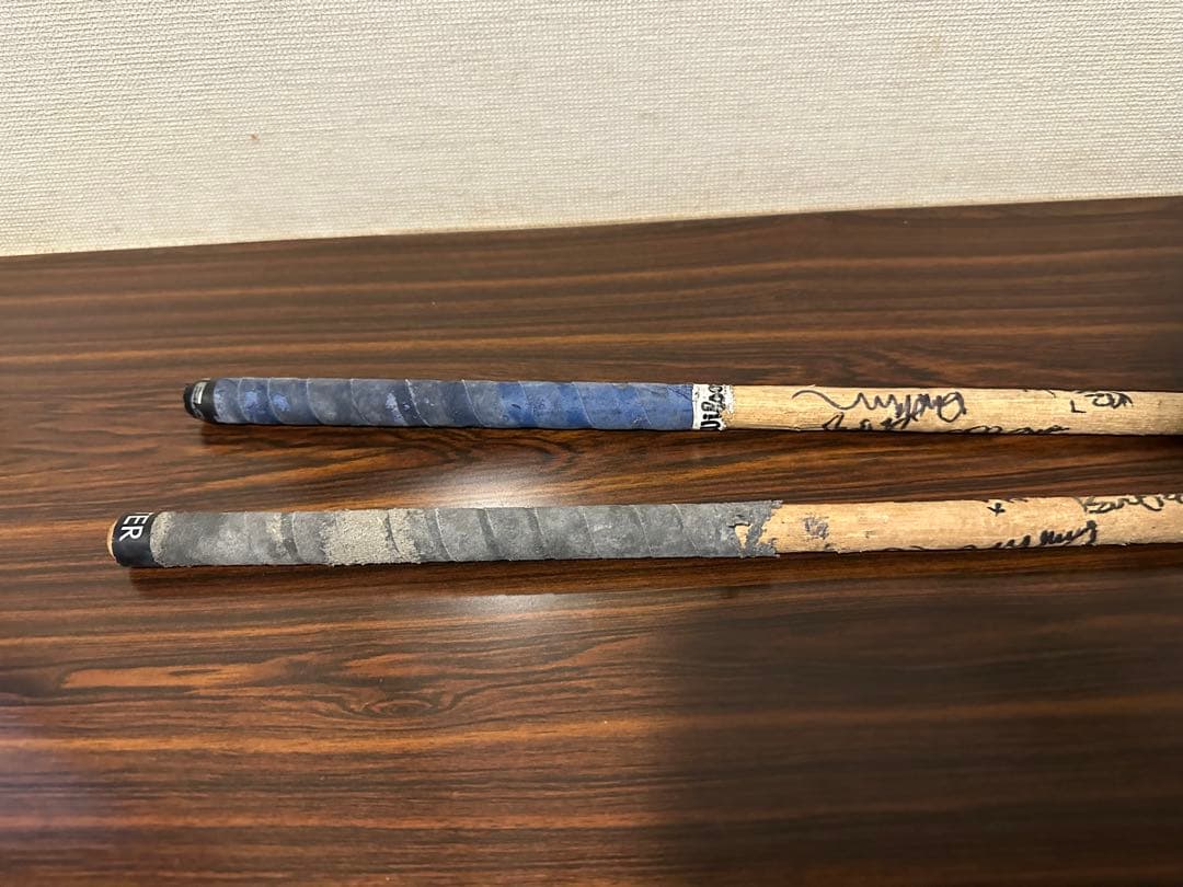 ゼブラヘッド ZEBRAHEAD サイン入り ドラムスティック 2本セット