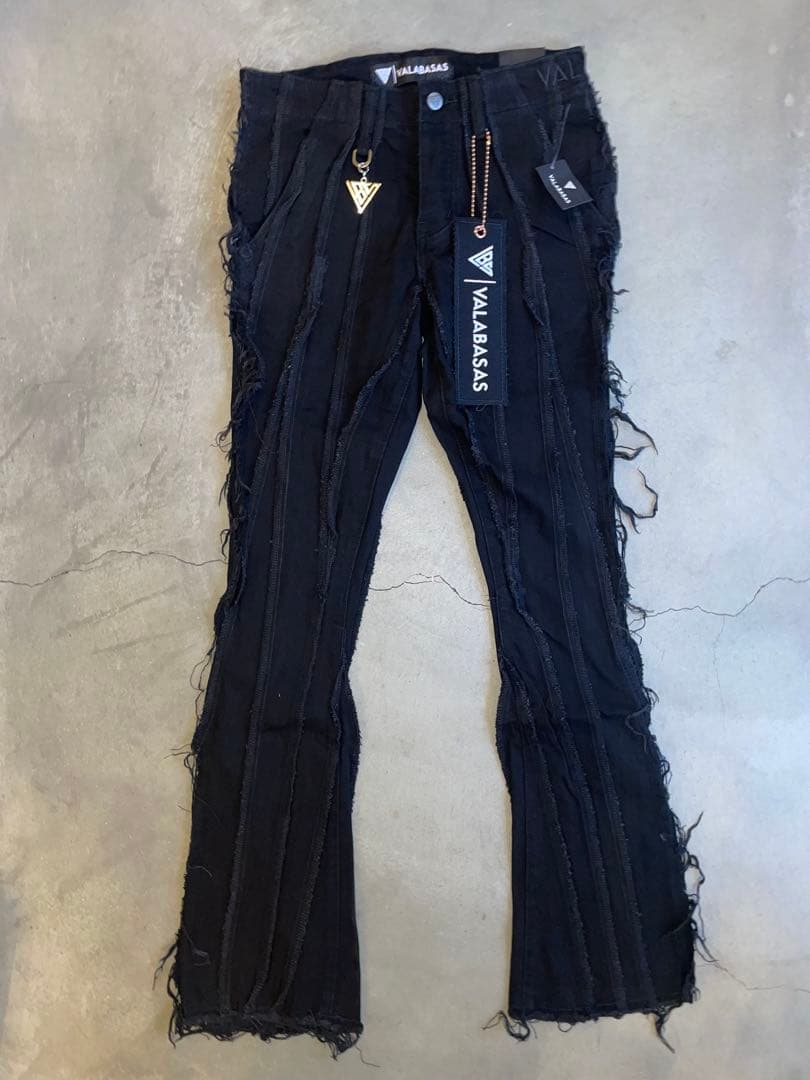 VALABASAS バラバサス ブラックフレアデニム 30 - メルカリ