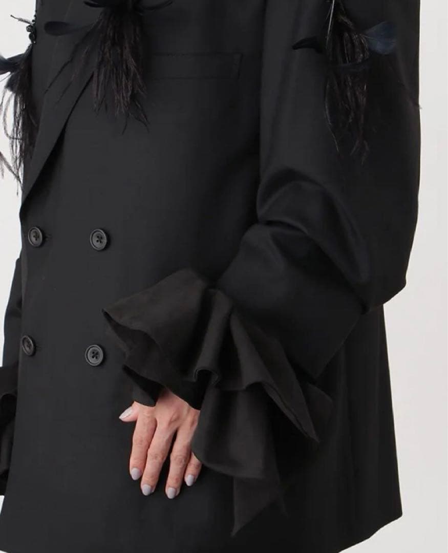 marge tokyo Suede ruffle cuffs