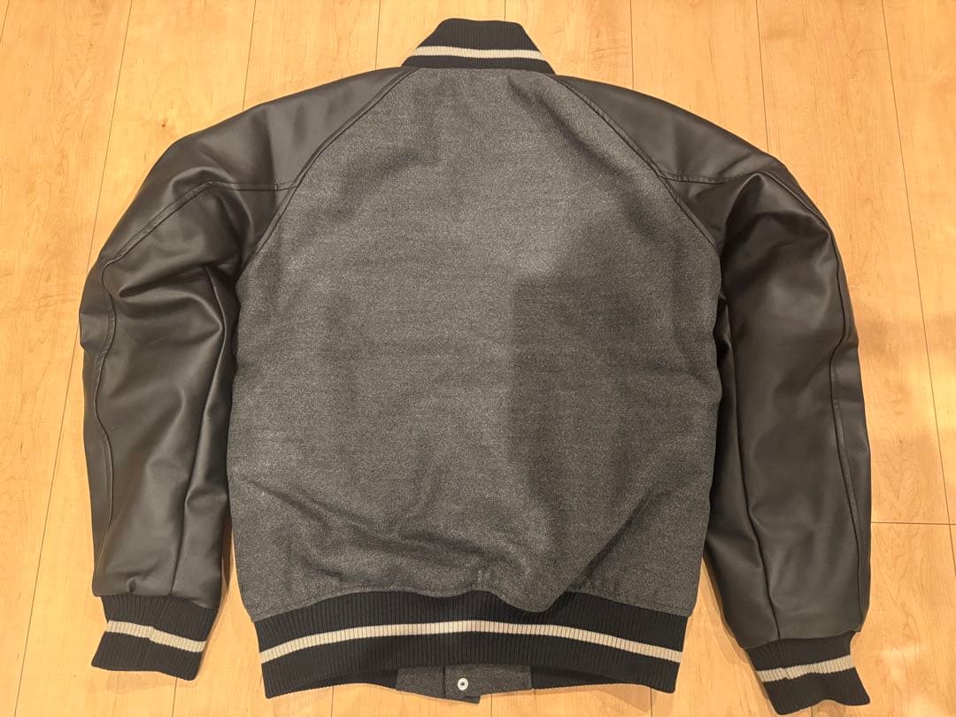 阪神タイガース 2026 スタジアムジャンパー ダイヤモンドプラス特典