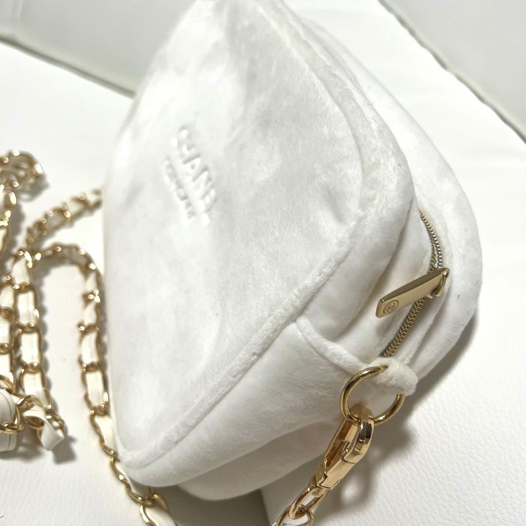 早い者勝ち♡CHANEL ノベルティ ポーチ チェーンバッグの通販はau PAY