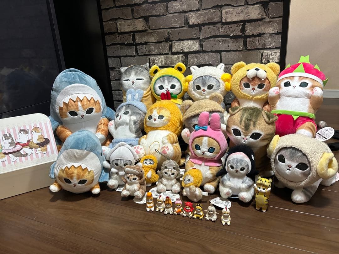 モフサンドぬいぐるみ！！ mofusand ぽてぽてサメにゃんぬいぐるみS | mofusandもふもふマーケット