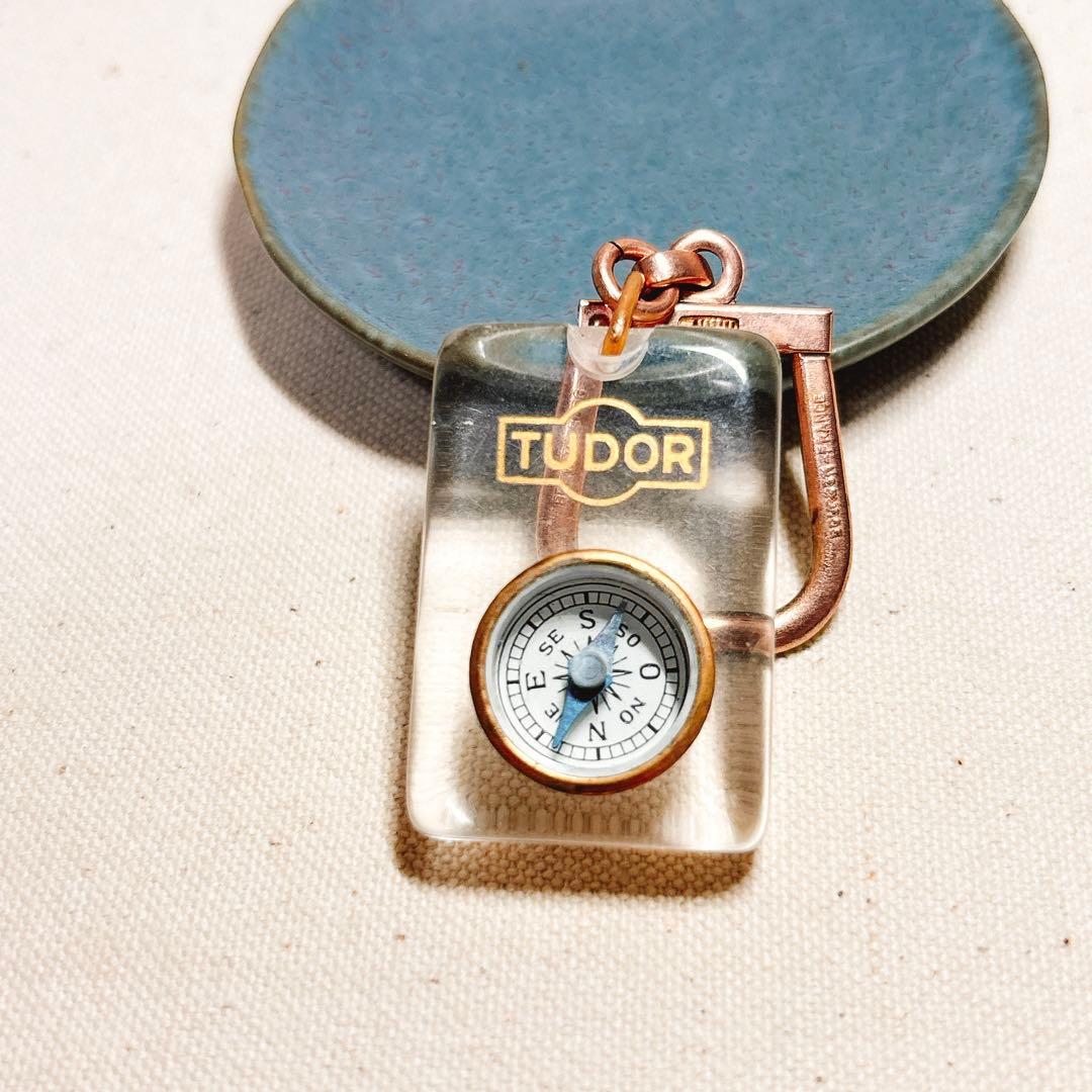 ブルボン キーホルダー TUDOR コンパス フランスフレンチ 方位磁針