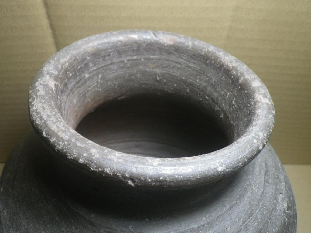 古備前壺 うずくまる 22/12/29 - メルカリ