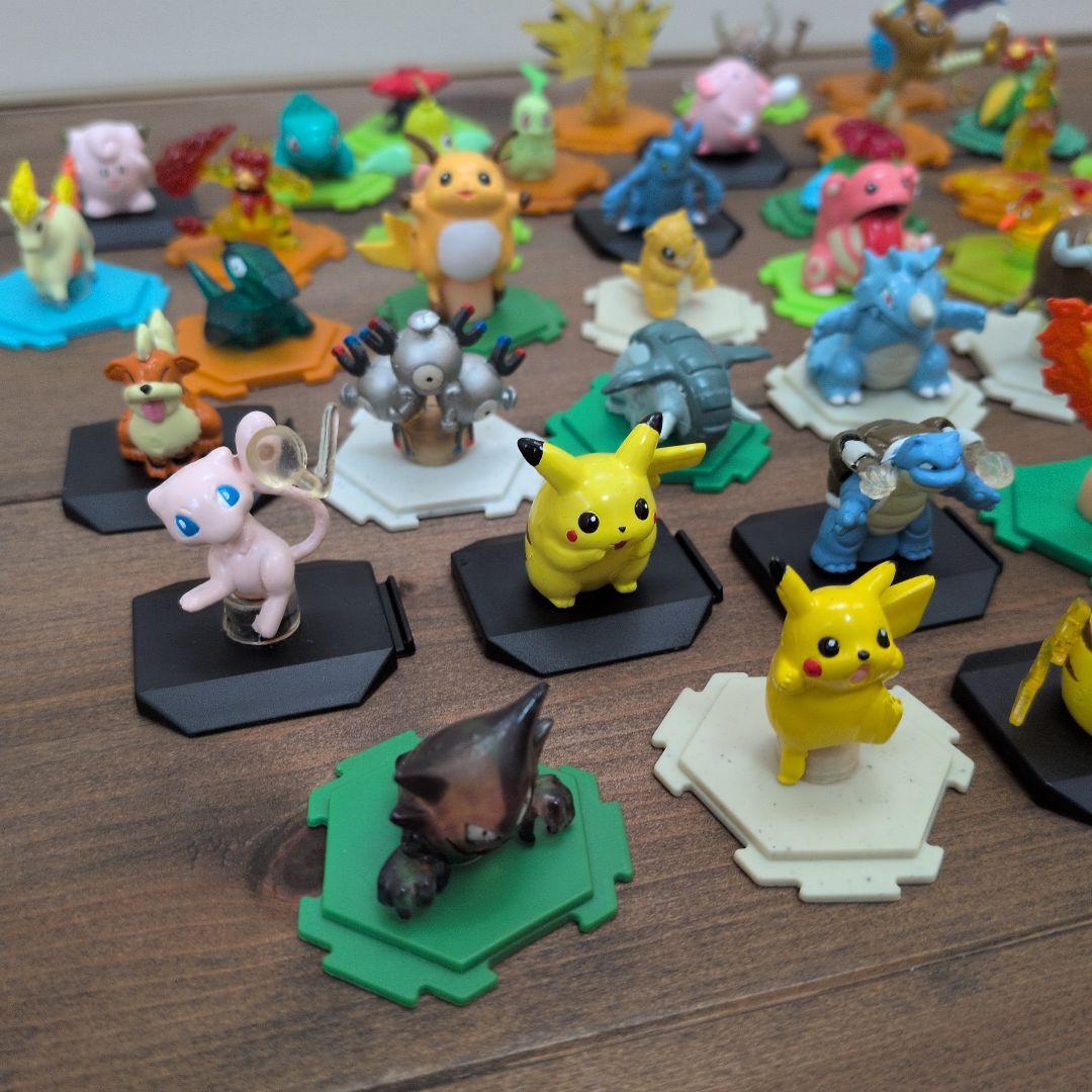 初期ポケモン】フルカラーコレクション 45体まとめ売り - メルカリ