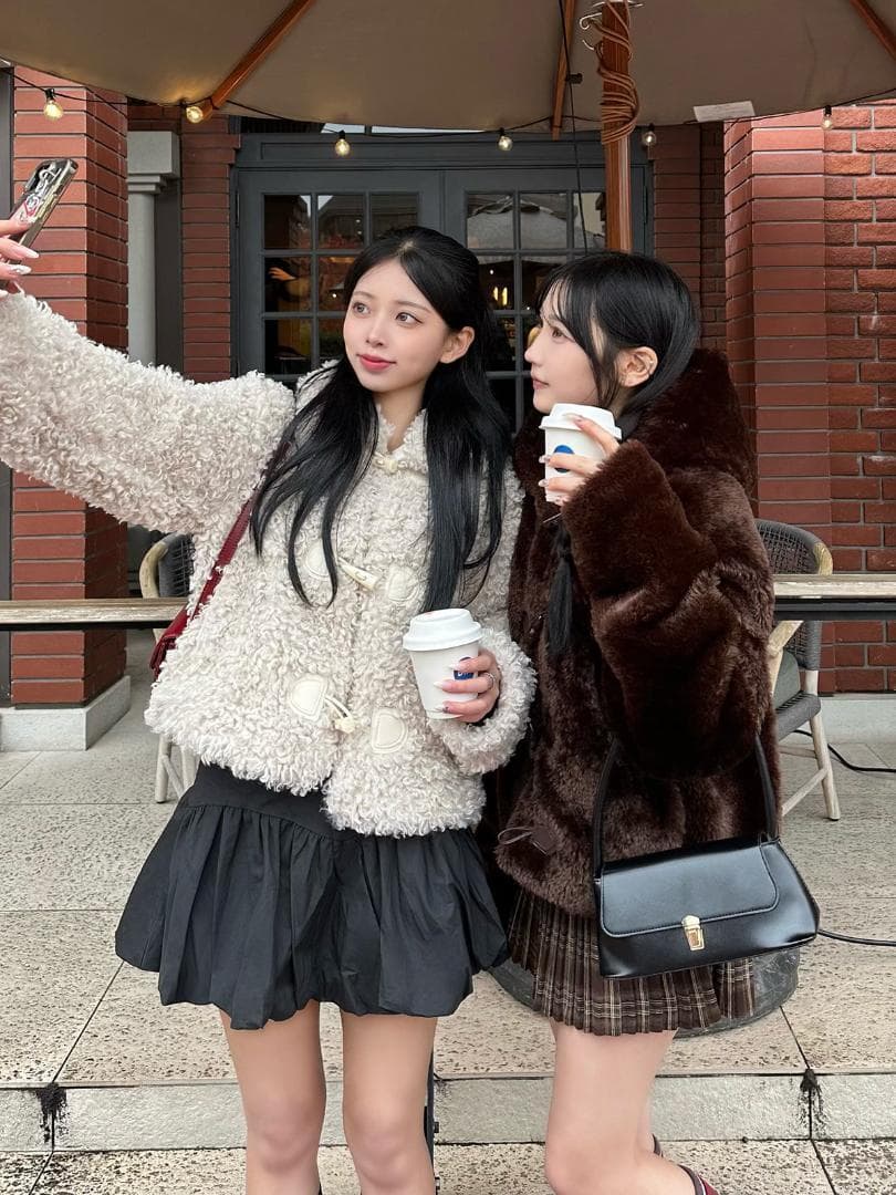 限定大特価・即日発送】プードルファータッチダッフルコート - メルカリ