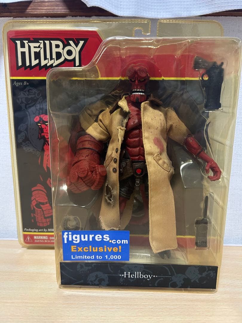 ヘルボーイHELLBOY Ser.1 限定版【with HVK 開口版】未開封 ヘルボーイ/ ヘルボーイ（Box Full of Evil ver.）1/12 アクション