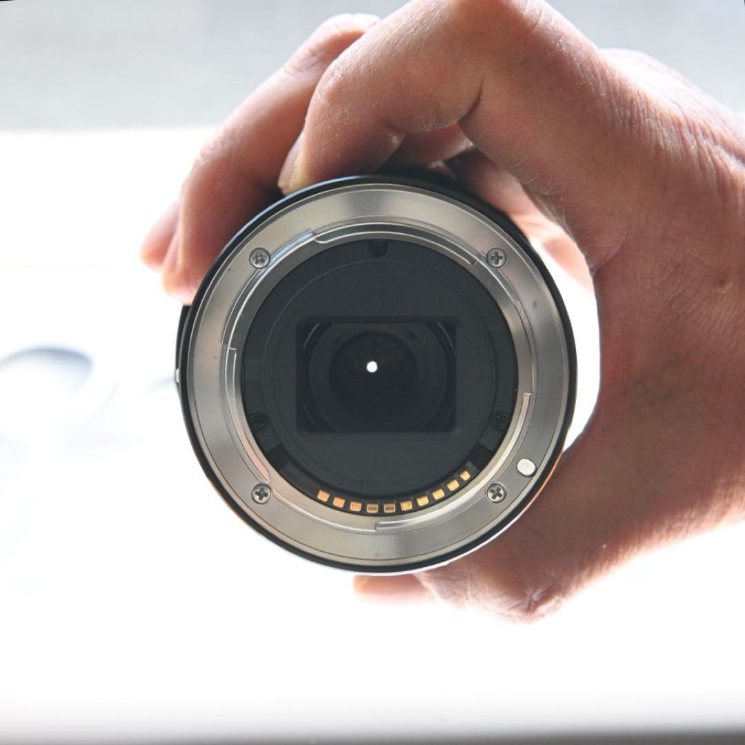 ソニー E 55-210mm F4.5-6.3 OSS 望遠ズームレンズ