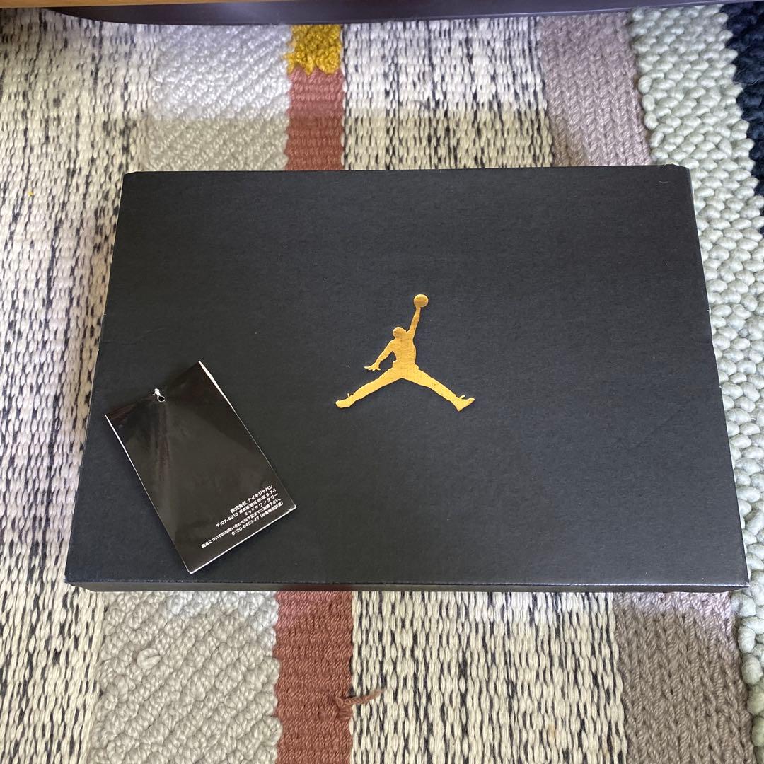 【新品】NIKE ナイキ エアジョーダン 1 ミッド 27.0cm 黒赤白