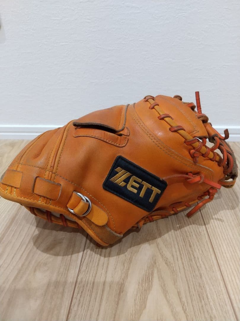 旧ラベル】ゼット プロステイタス キャッチャーミット 軟式 - メルカリ