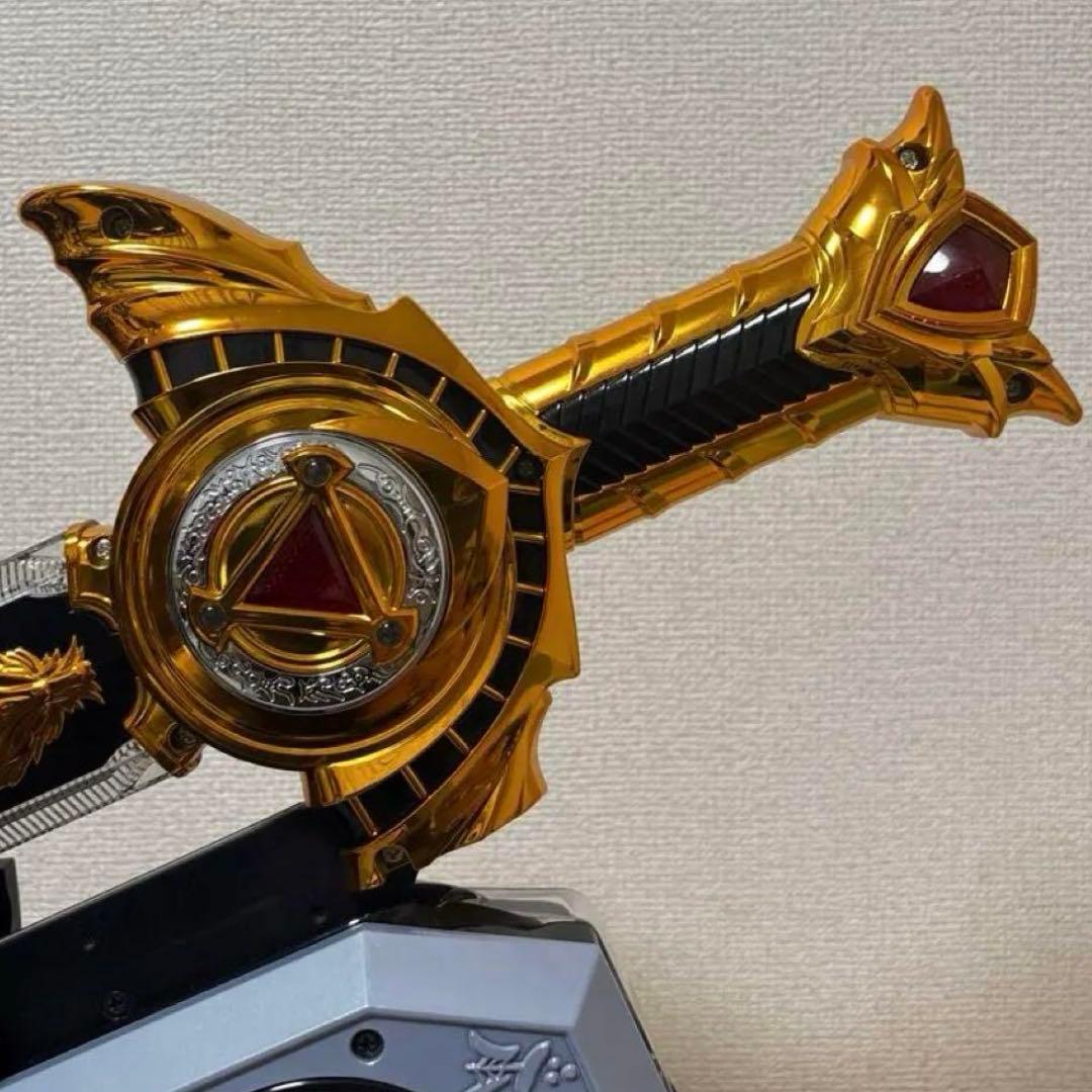 P 牙狼金翔（白） 剣役物 ☆レア品☆ - メルカリ