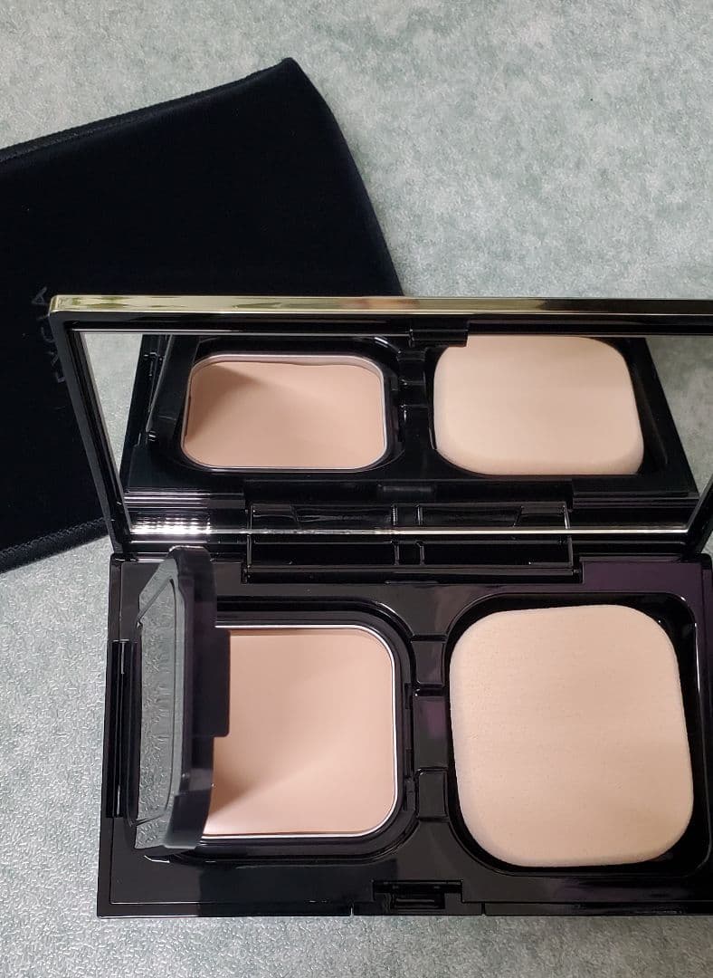 アルビオン エクシアアンテリサンスリフトエマルジョンＮA201 アンテリサンス リフトエマルジョン〈ファンデーション〉 | ALBION