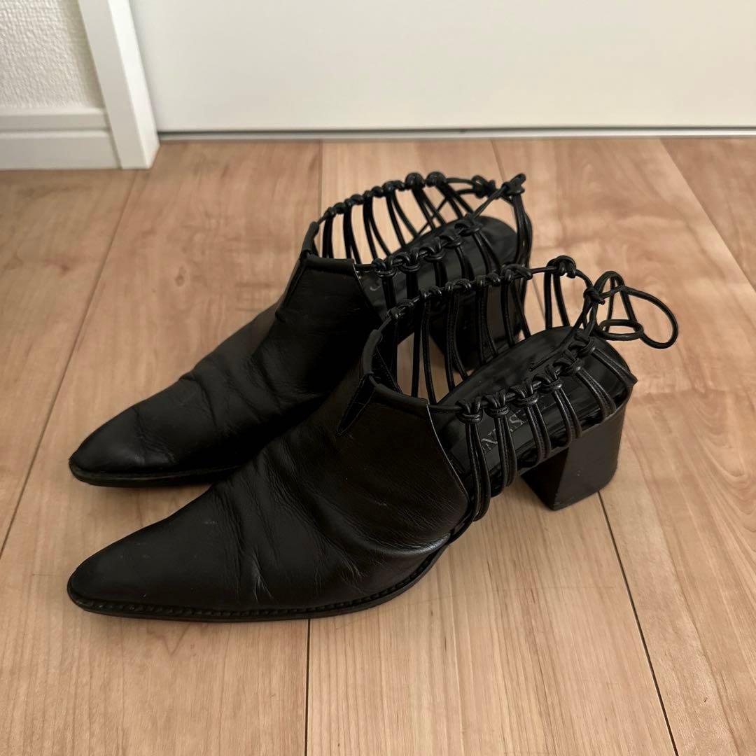 裏張り済み 【UNTISHOLD】 Klara 37 Black - メルカリ