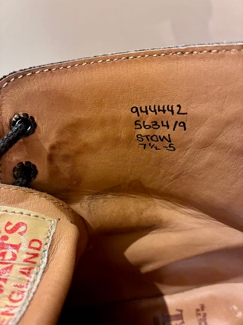 トリッカーズ STOW UK7.5 ブラック カントリーブーツ ビブラム雪用