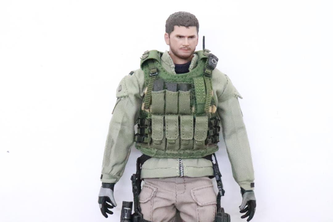 バイオハザード クリス フィギュア 29-JD0123-25 - メルカリ