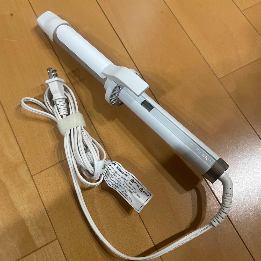 絹女 KINUJO KC032 カールヘアアイロン - メルカリ
