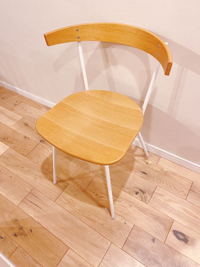 IDEE イデー FERRET CHAIR WOOD SEAT White 在庫品】FERRET CHAIR WOOD SEAT White｜リビング・ダイニングチェア