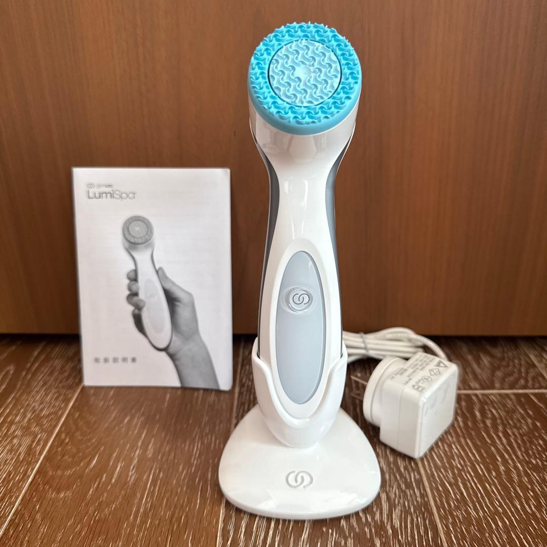 LumiSpa 美顔器 ホワイト・ブルー Amazon.com: Nu Skin ageLOC LumiSpa iO Blue System | Smart Skincare