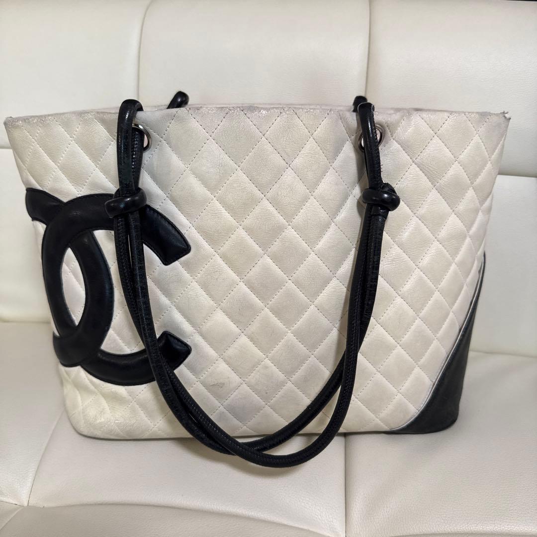 シャネルカンボンライントートバッグホワイトブラック シャネル カンボンライン トート バッグ レディース 肩掛け ココマーク