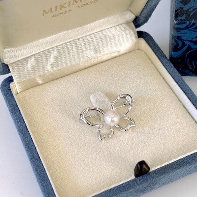 専用MIKIMOTO パール 蝶 ブローチ K18WG 3.9g 約6.5mm