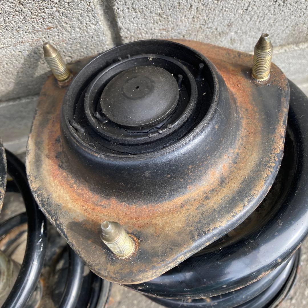 KumaKuma様専用 ct9a ランエボ7純正ショック ジャンク品 - メルカリ