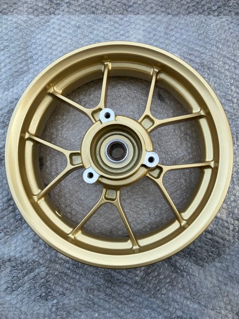 シグナスX4型.5型 S2R 新品前後ホイール - メルカリ