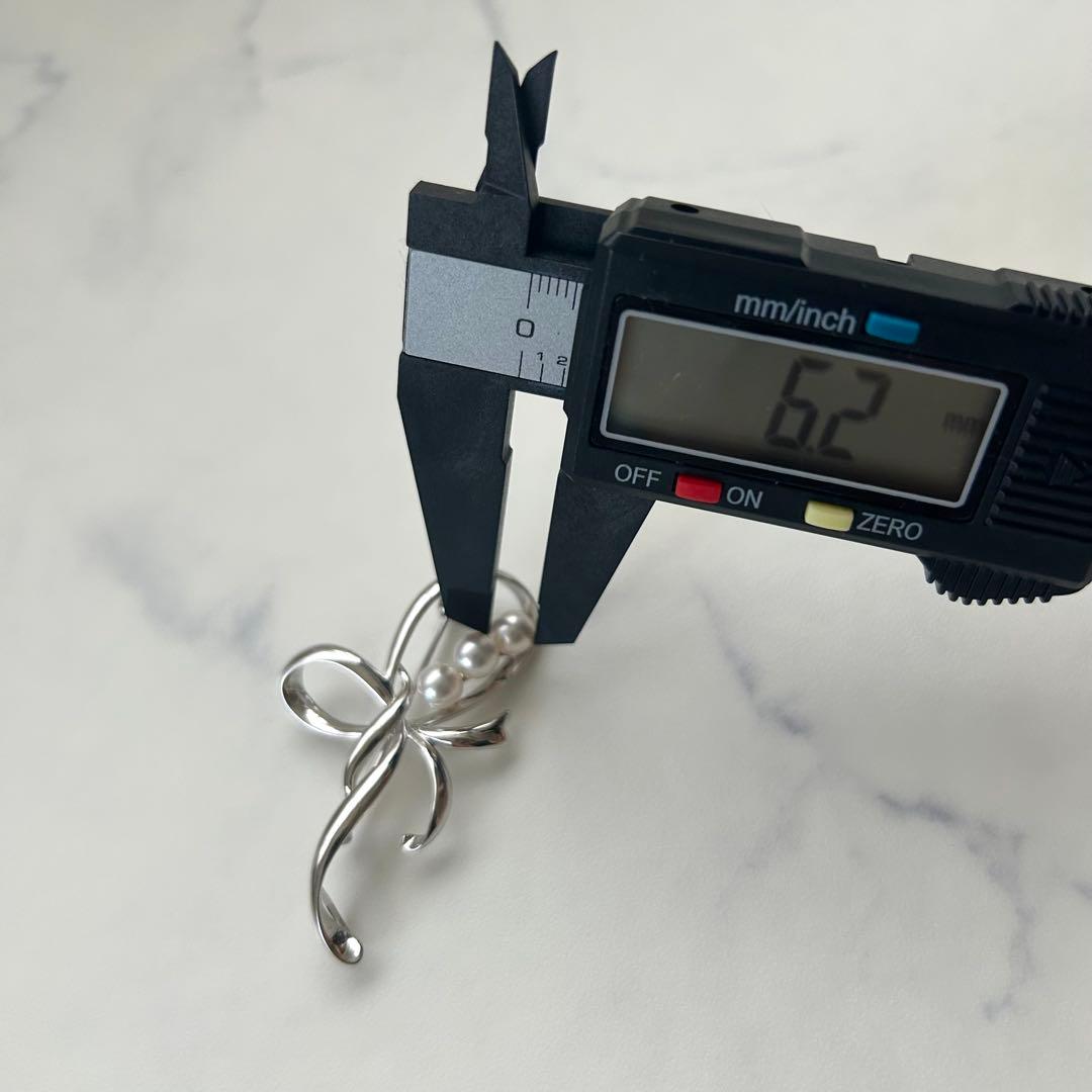 タサキ ブローチ パール 本真珠 3粒 6.2mm TASAKI刻印 シルバー