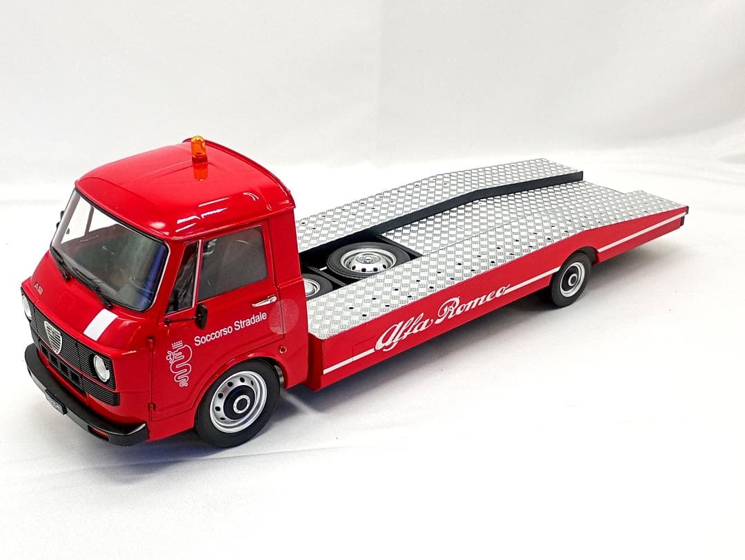 1/18 アルファロメオ A12 F12 カロ アトレッツィ 1977 レッド Mitica 1:18 Alfa Romeo A12 (F12) Tow Truck year 1977 red