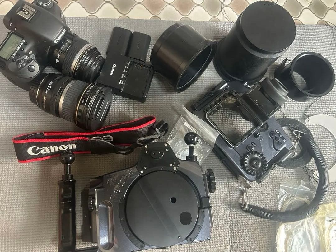 週末限定価格！Canon EOS 7D デジタル一眼レフカメラ＆水中セット