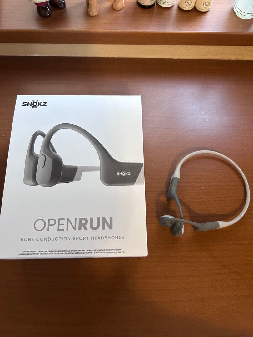 SHOKZ OPENRUN 骨伝導ワイヤレスイヤホン グレー OpenRun スポーツ骨伝導イヤホン – Shokz (ショックス) 日本