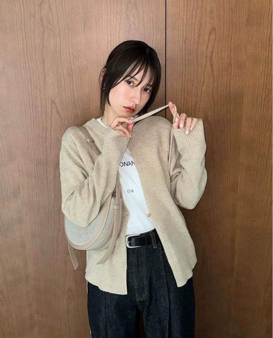 広瀬すず×CLANE W FACE CENTER SLIT KNIT TOPS - メルカリ