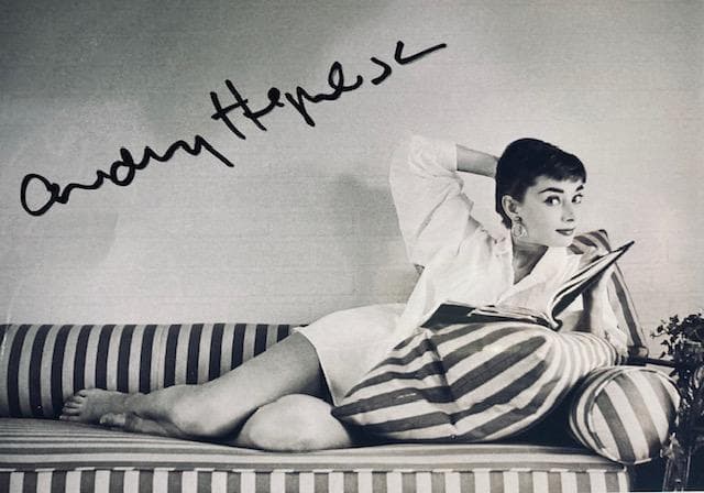 オードリー・ヘプバーン 直筆サイン入り写真 ローマの休日 /Bc90