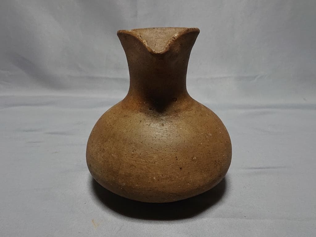 コレクター収集品 イラン ギーラン 研磨土器 手付水差