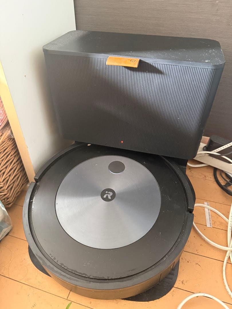 や*ん様 アイロボット(IRobot)ルンバ（Roomba） j7+ ロボット掃 レンタル] ロボット掃除機 ルンバ j7+ アイロボット公式 [ロボット