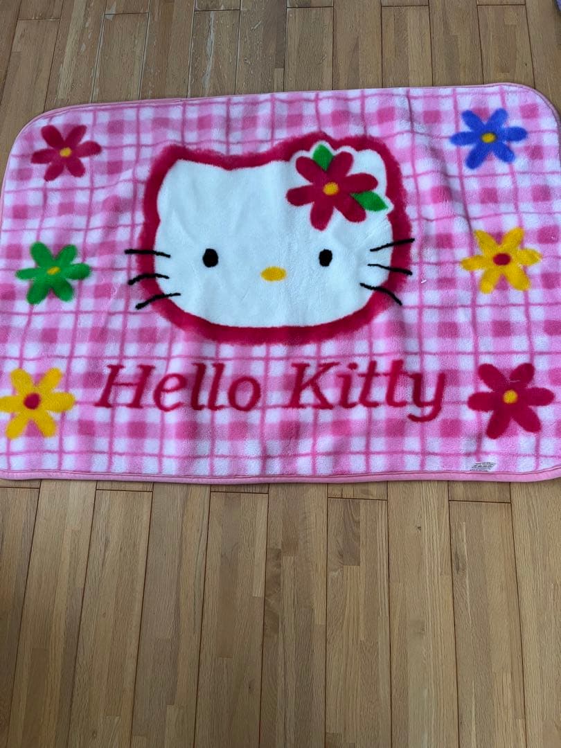 ハローキティ ひざ掛け毛布 顔花キティ 2000年 平成レトロ 日本限定