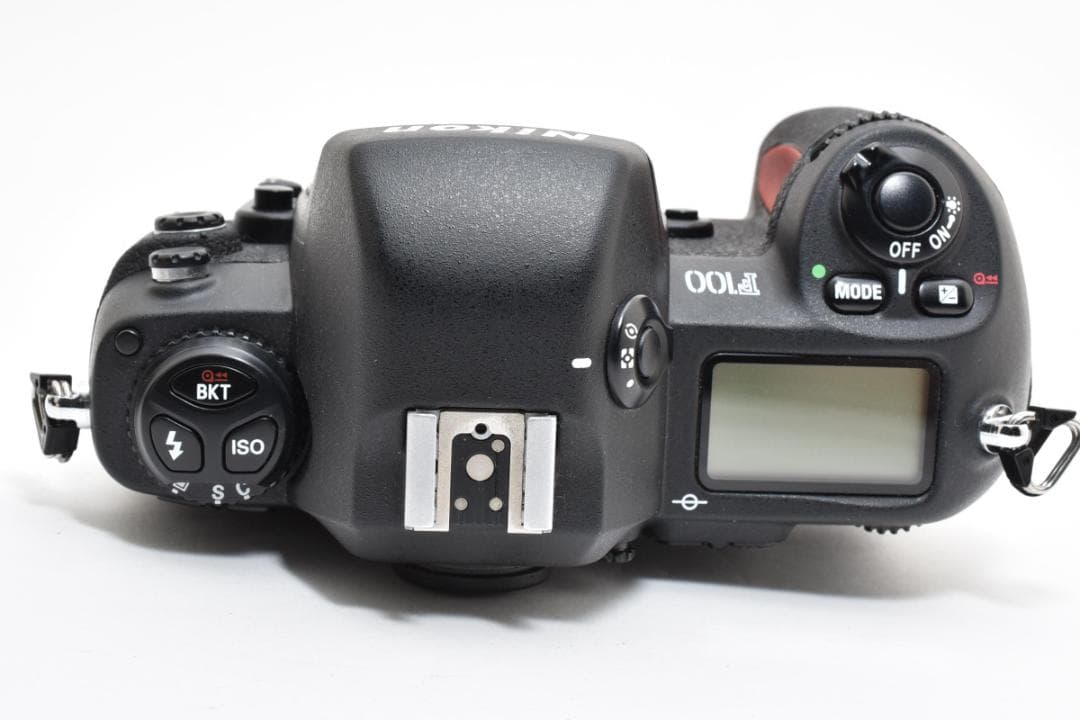 ニコン NIKON F100 ボディ フィルム一眼　《動作確認済・初期不良補償》