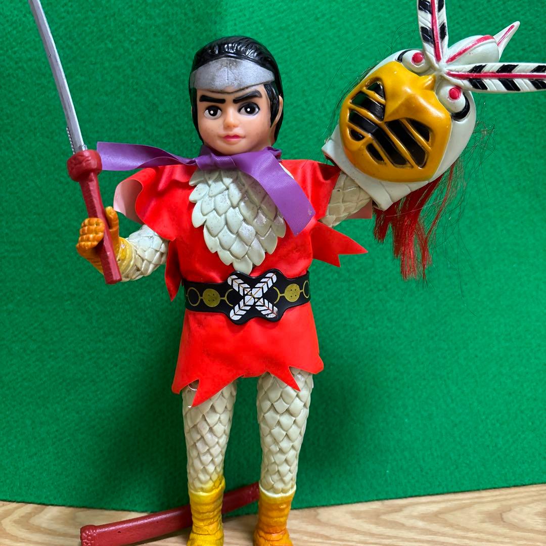 バンダイ　変身忍者嵐　ソフビ　面取れ　1972年　当時物　刀レプリカ　石森章太郎 Yahoo!オークション - 当時物 変身忍者嵐 ソフビ 面取れ