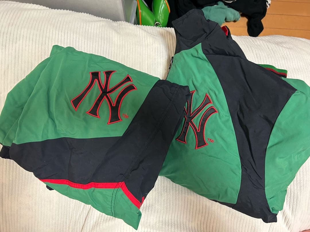 supreme yankees セットアップ Mサイズ 上下 シュプリーム ☆Supreme x NYヤンキース☆送関込☆話題のコラボセットアップ