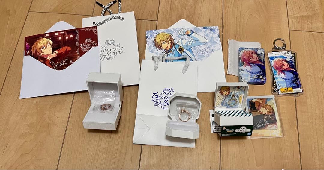 あんスタ　羽風薫　セット Amazon.co.jp: あんスタ 羽風薫 クリアカード BOX購入特典 BOX17