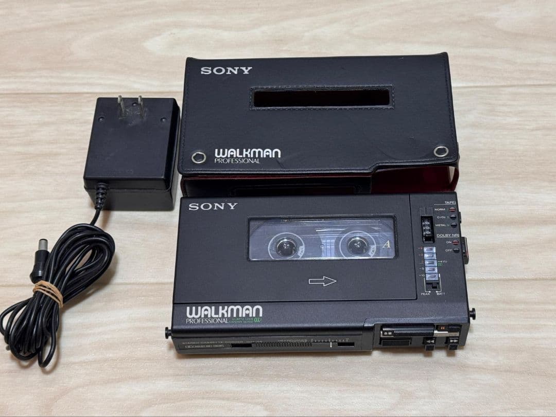 SONY PROFESSIONAL カセットプレーヤー WM-D6 Sony Walkman Professional WM-D6 Portable Cassette Player