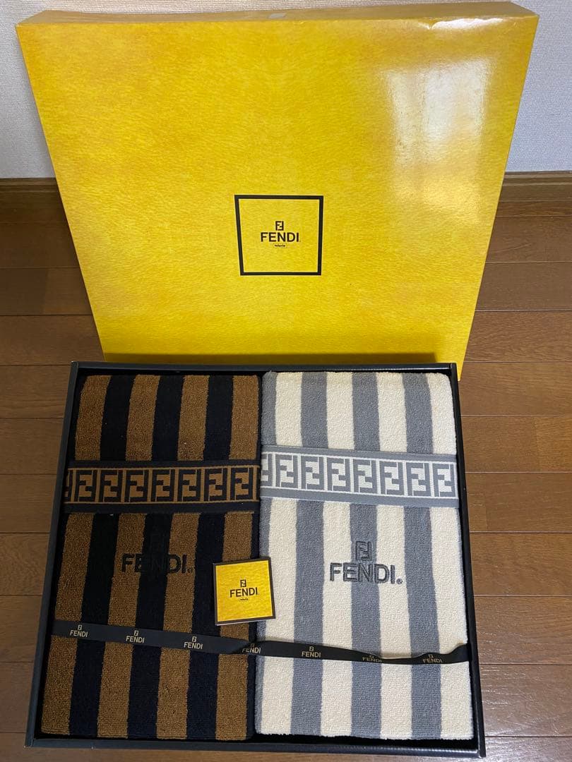 FENDI タオルケット 140cm x 200cm 2枚