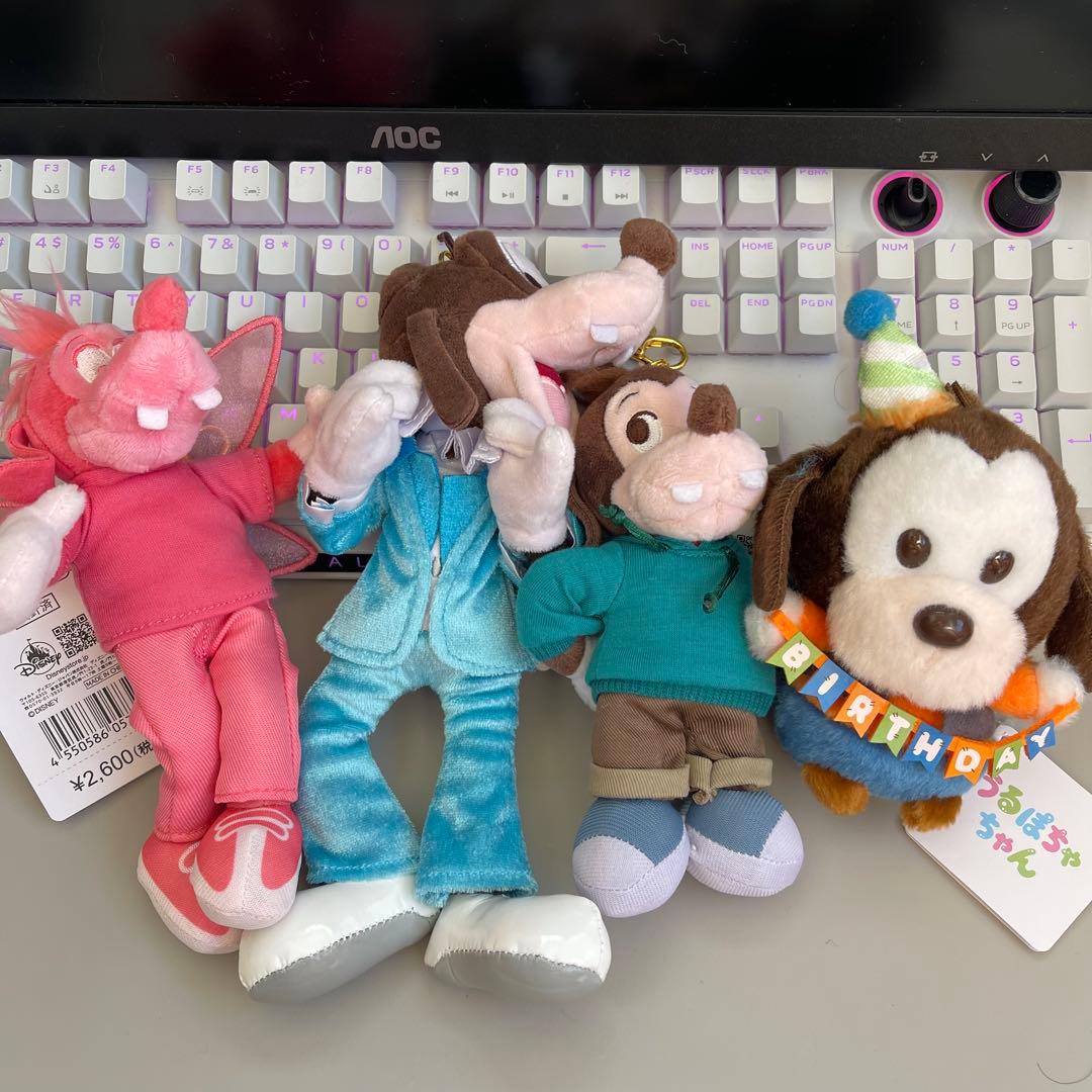 グーフィーぬいぐるみキーチェーン Goofy birthday 4点セートー - メルカリ