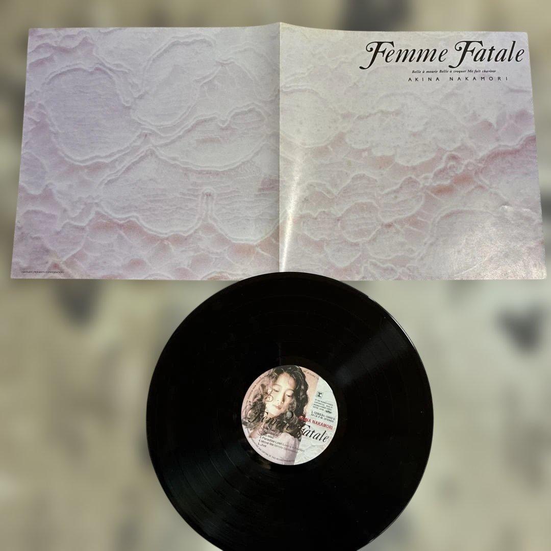 中森明菜／FEMME FATALE・クリムゾン・ベスト - メルカリ